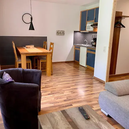 Siebenglueck - 4 Fewo's Mit Sommercard Apartament Winterberg